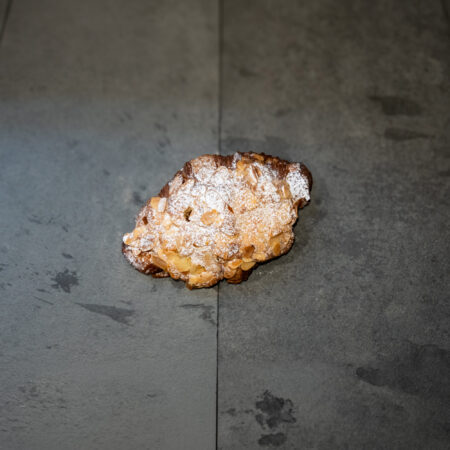 almond-croissant-norwich
